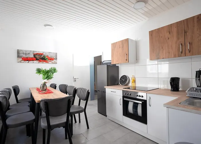 Serviceroom24 - 5 In Wlan - Smart-tv - 24-7 Check-in Und Kueche Recklinghausen